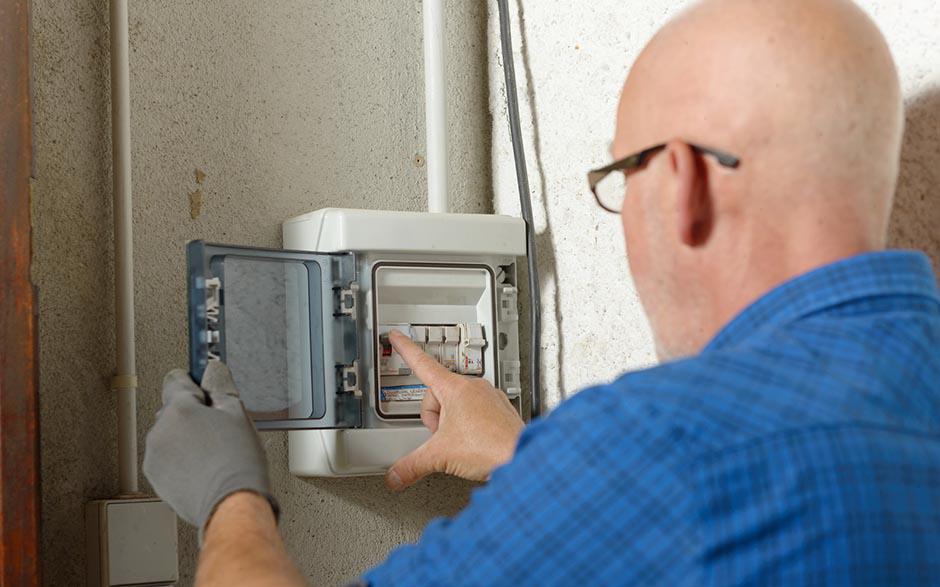 technicien électricien La Celle-Saint-Cloud